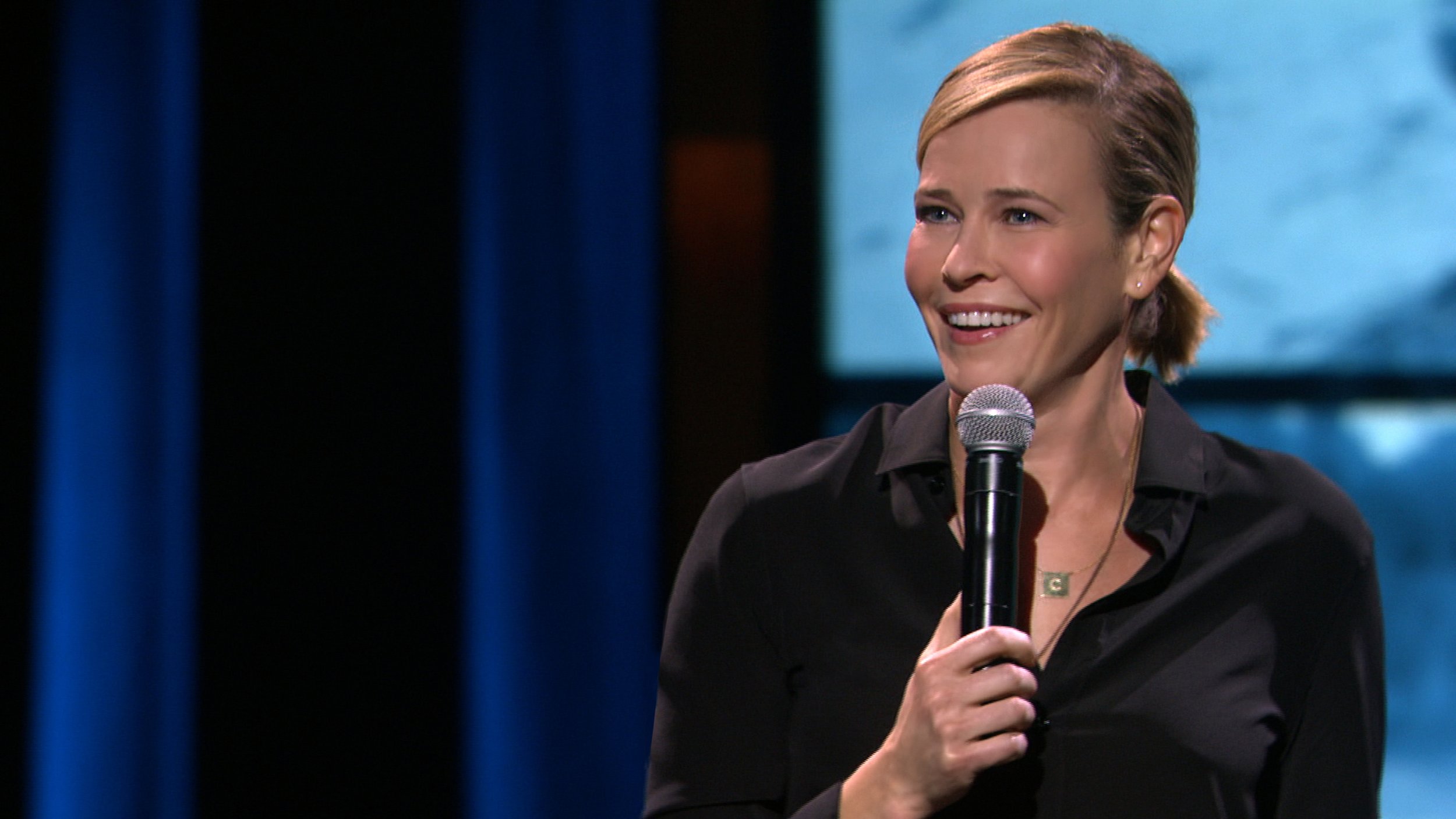 Chelsea Handler Promotes Upcoming Stand Up Special While Naked In Hot Tub IBTimes