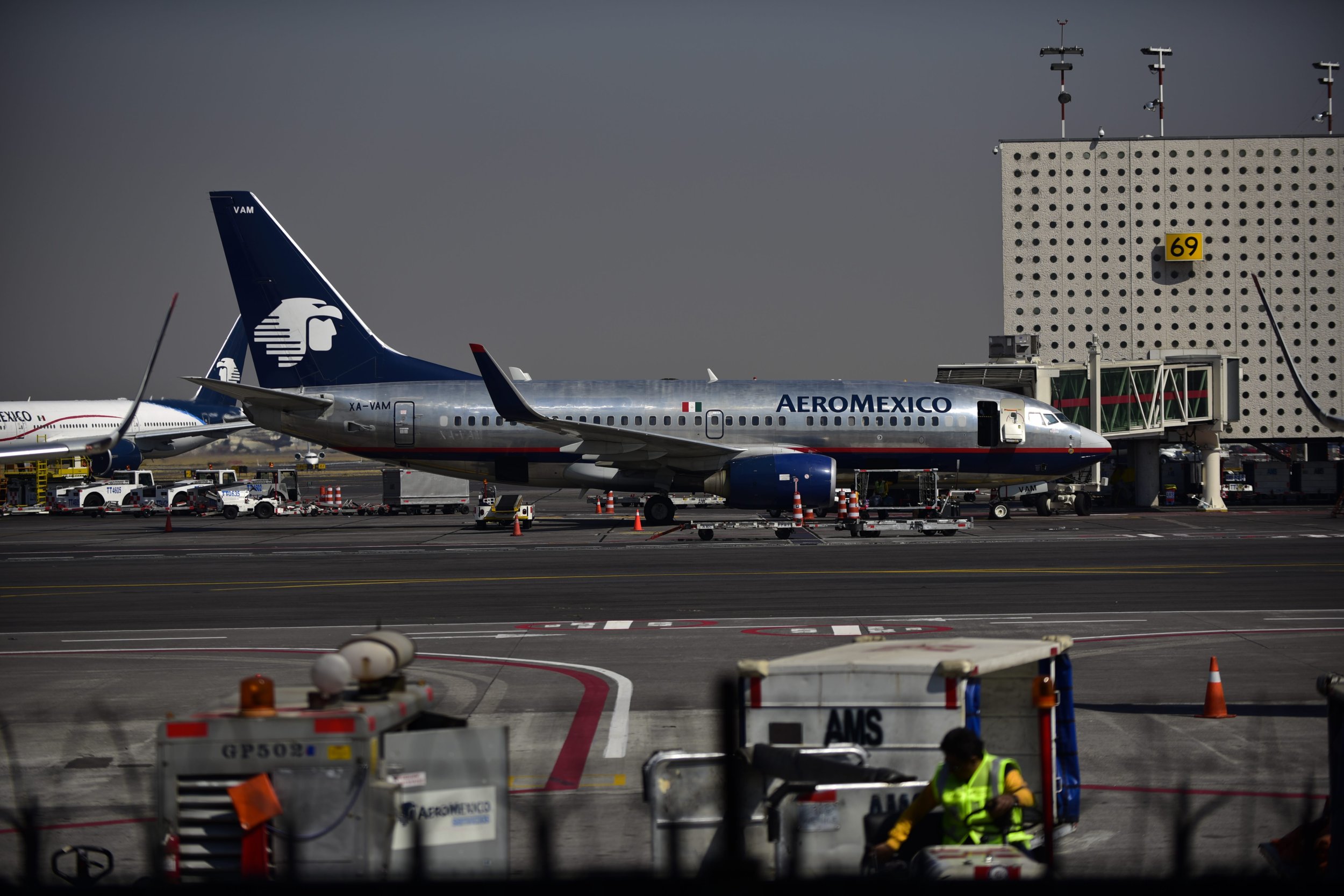 Watch Passengers Arrested From Stranded AeroMexico Flight Plane Was