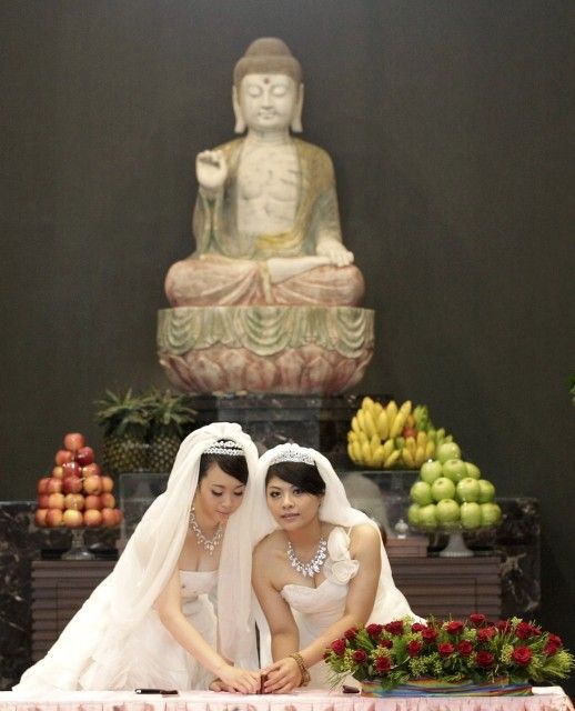 Taiwan Monastery Holds Countrys First Same Sex Buddhist Wedding IBTimes