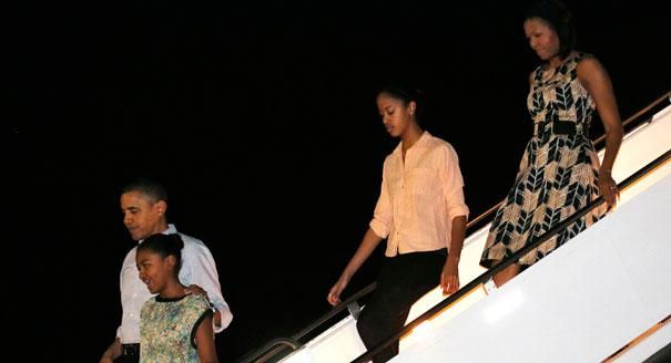Michelle Obamas Travel Threads