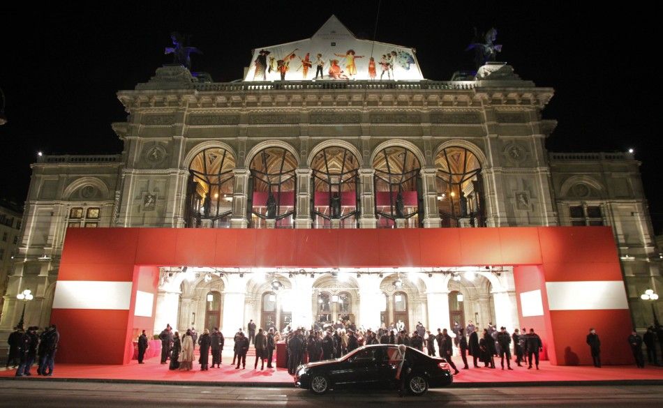 Opera Ball guests arrive at State Opera in Vienna