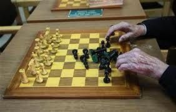 Study: Chess Experts Are Better At Viewing Game Boards, Faces and Other Visual Information 