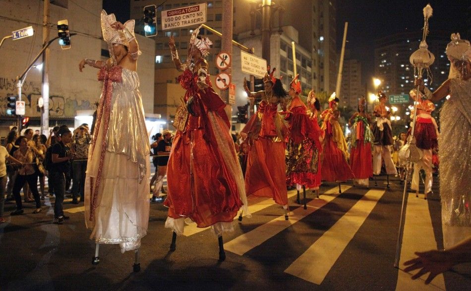 Brazil Carnival 2012 Begins