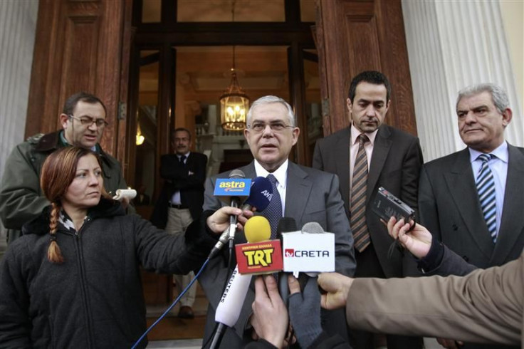 Greece&#039;s PM Papademos makes statements after a meeting with President Papoulias in Athens