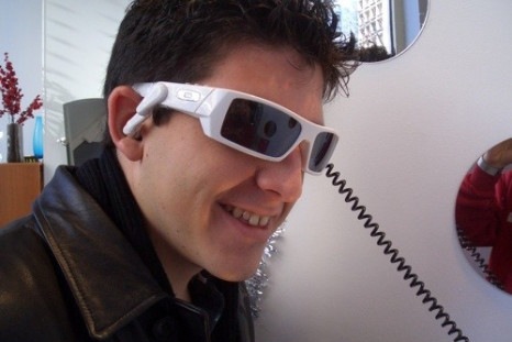 The New Google Goggles Will Look like Oakley Thumps