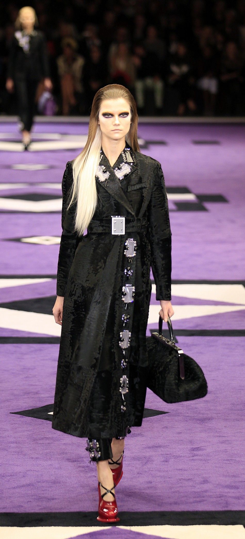 Complete Look of Pradas AutumnWinter Collection at 2012 Milan Fashion Week 