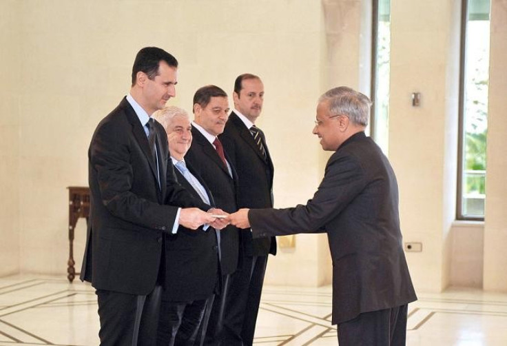 President Bashar Al-Assad receiving credentials of the new Ambassador of India to Damascus, February 2, 2009