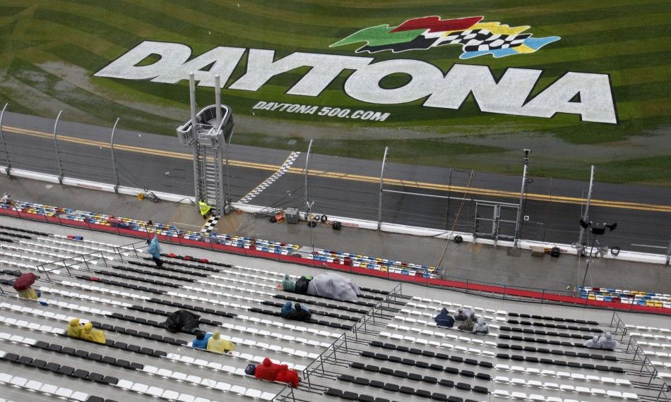 Daytona 500 Start Time Scheduled for 7 p.m. on FOX IBTimes