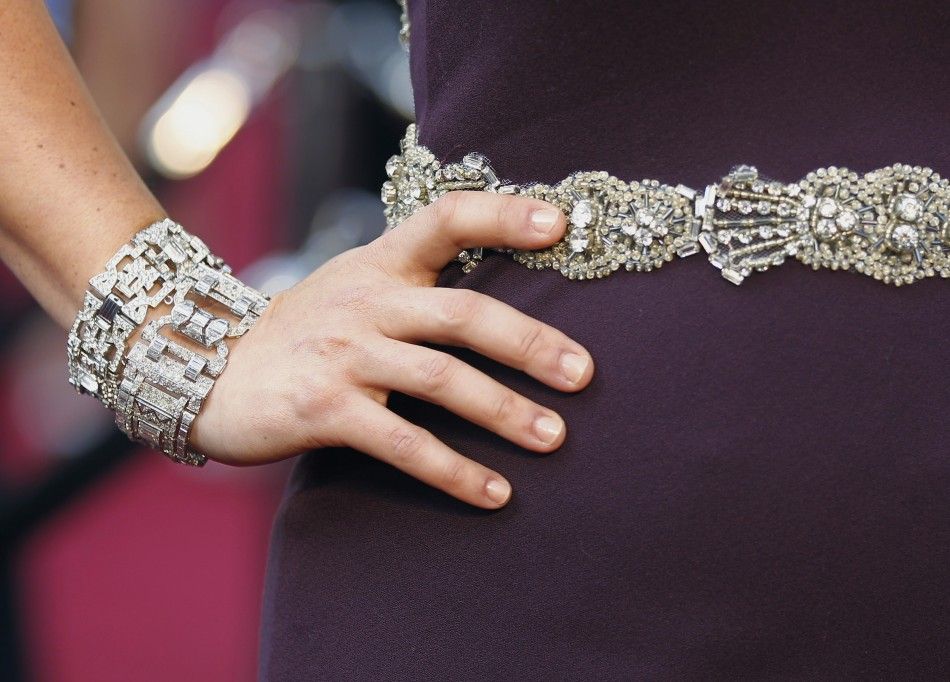 Oscars 2012 Red Carpet Celebrity Jewelry and Accessories Details