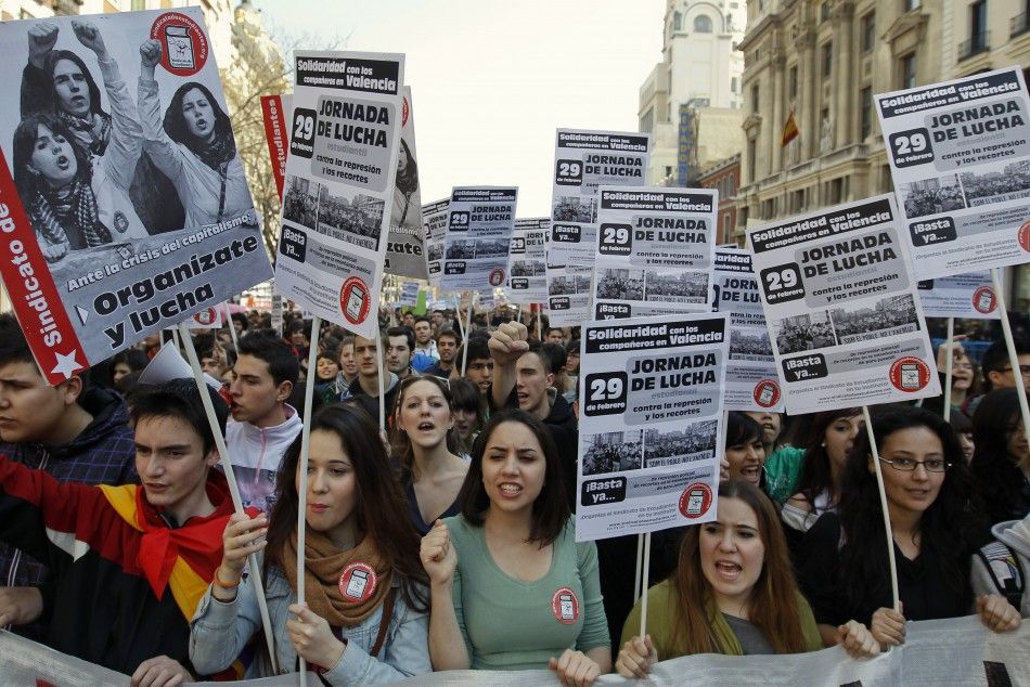 Spanish Students Protest University Budget Cuts IBTimes   Spain Protests 