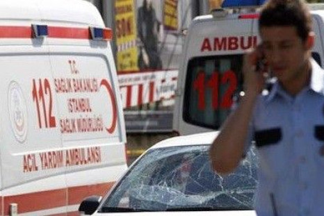 Turkish blast injures 15
