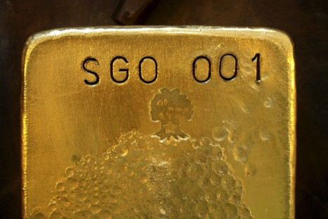 Gold Falls For Fourth Day As Euro Sags