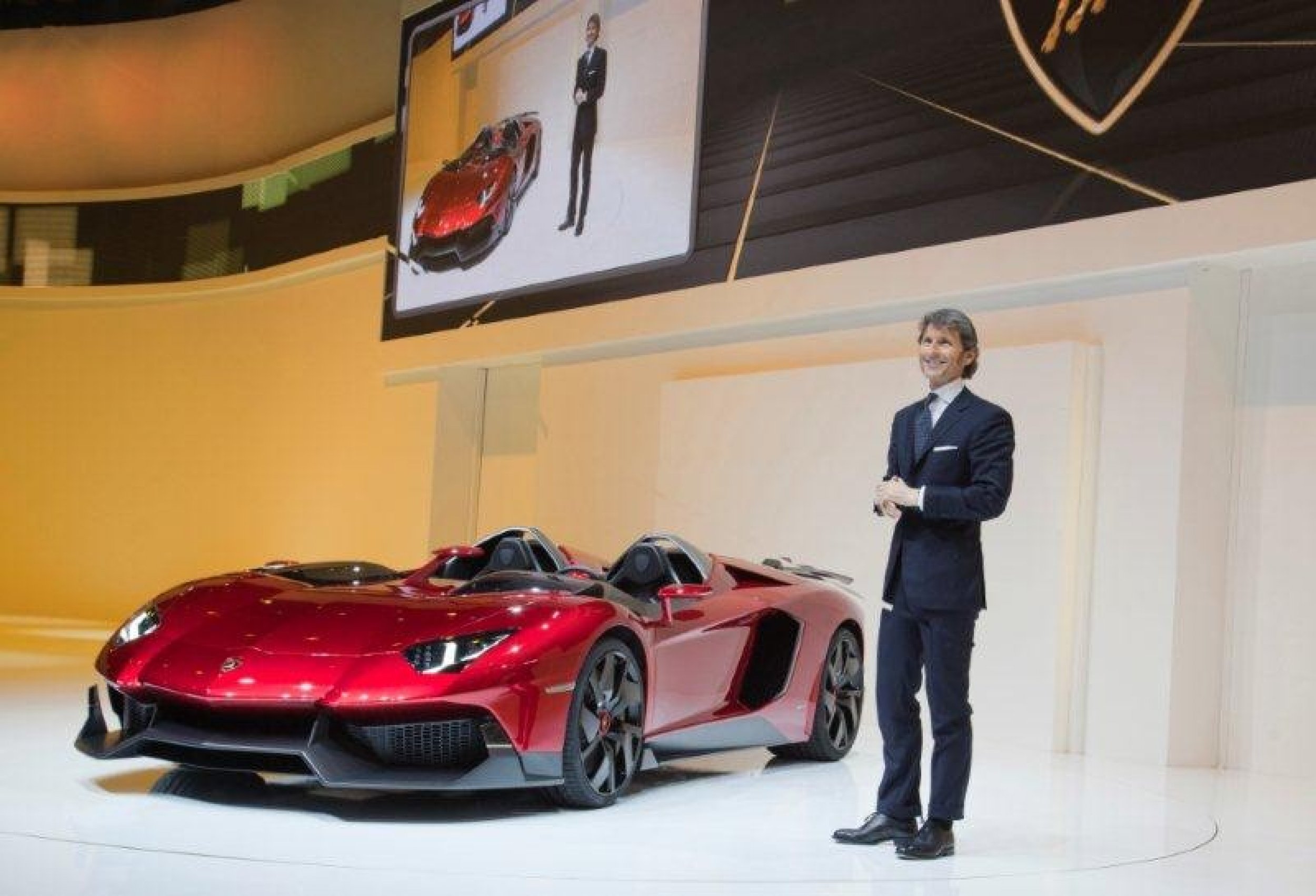 Stephan Winkelmann, President and CEO of Automobili Lamborghini, presenting the Aventador J.