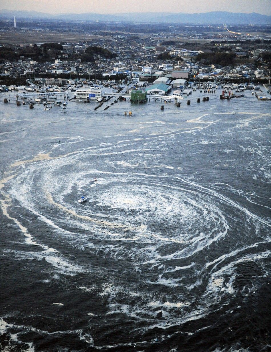 10 Most Iconic Images of Japan Earthquake and Tsunami a Year After