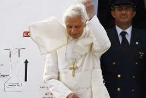 Pope Benedit To Resign