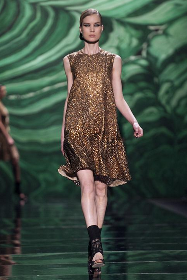 New York Fashion Week: Monique Lhuillier Delivers Oscar-Worthy Gowns In ...