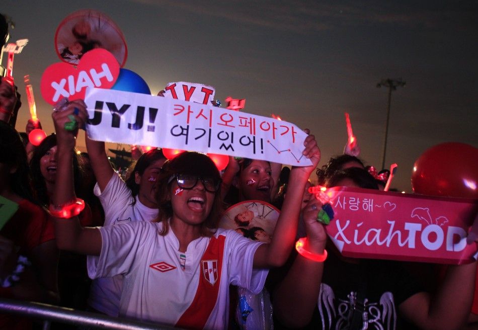 Fans of JYJ in Lima, Peru