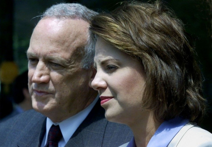 JOHN AND PATSY RAMSEY ADDRESS MEDIA AFTER POLICE INTERVIEW.