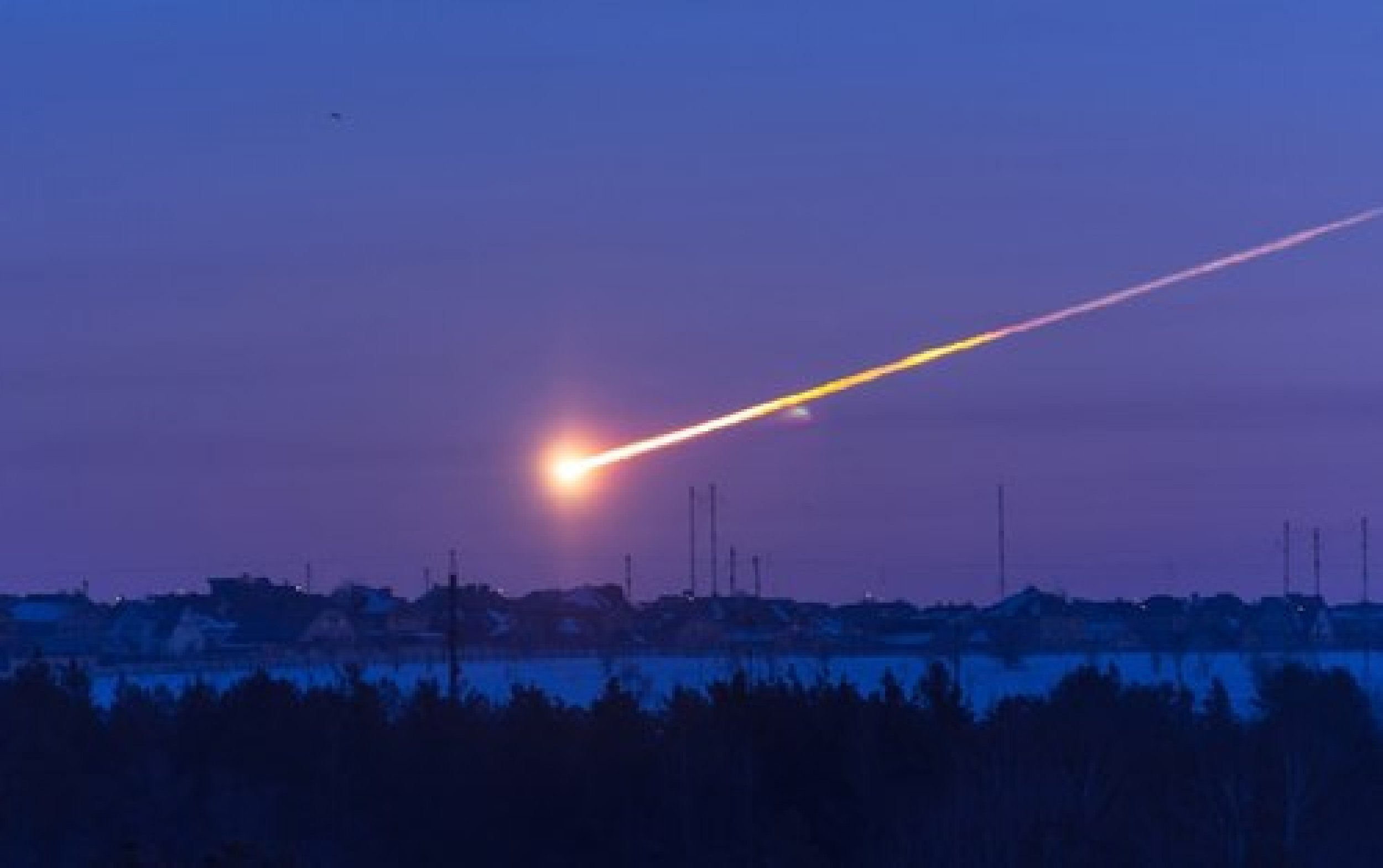 Meteor Explodes Over Russia Leaving Nearly Injured Up To M In Damages Photos Video