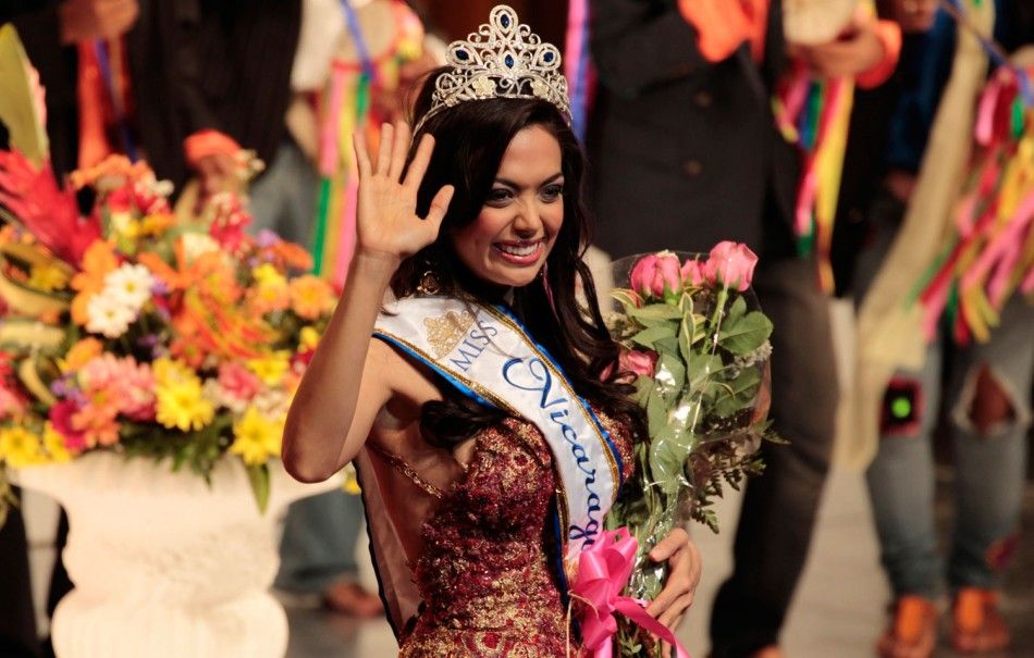 Farah Eslaquit Crowned Miss Nicaragua 2012 