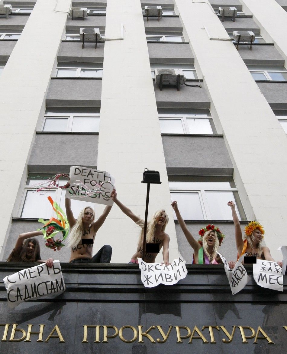 Ukrains Femen Activists Protest Nude PHOTOS