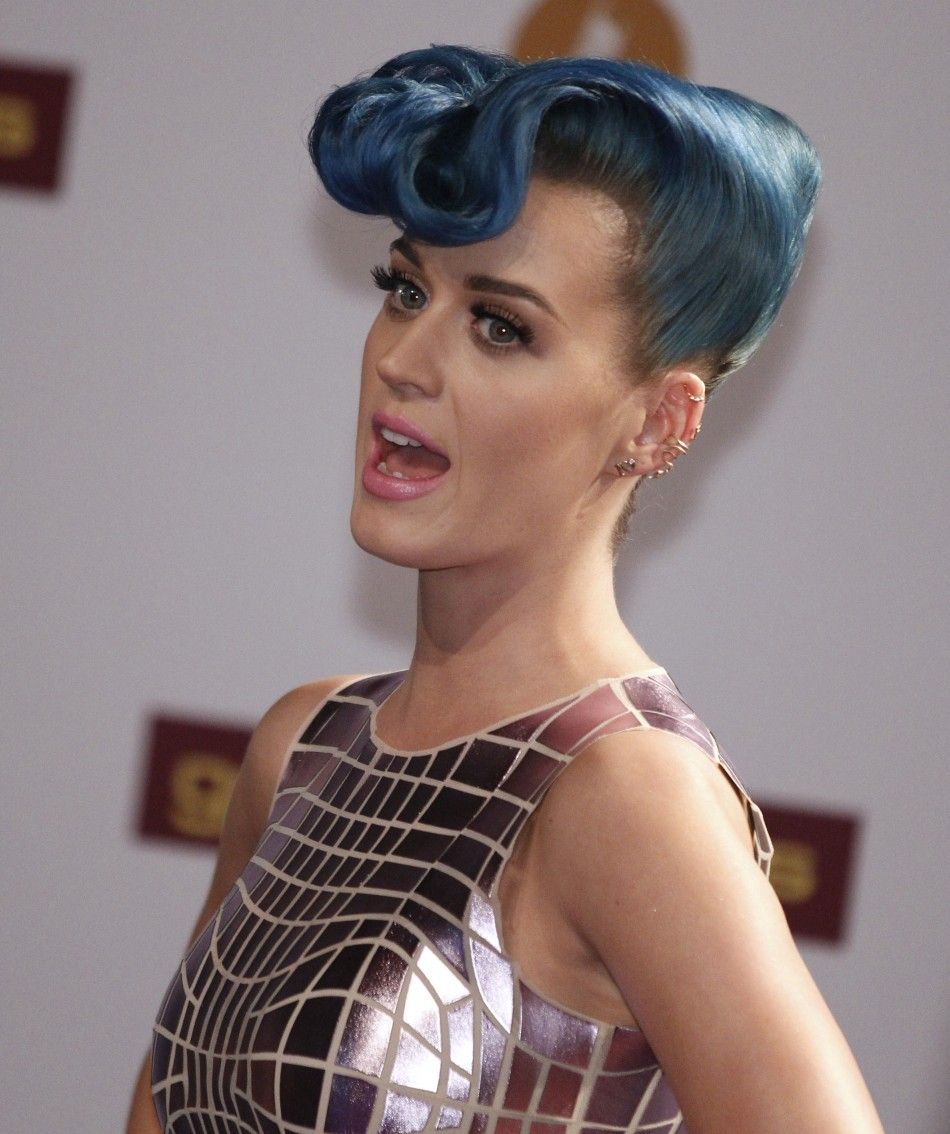 Katy Perry Dazzles at Echo Music Awards Ceremony PHOTOS