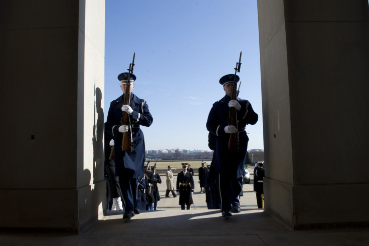 Soldiers at the Pentagon for Ehud Barak's visit