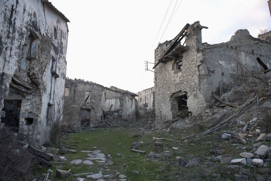 Travel to Esco Ruins, the Abandoned Village in Spai