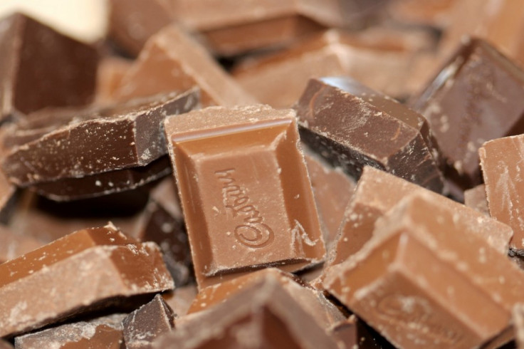 Does chocolate help you lose weight? Experts weigh in on the new study from the University of California San Diego.