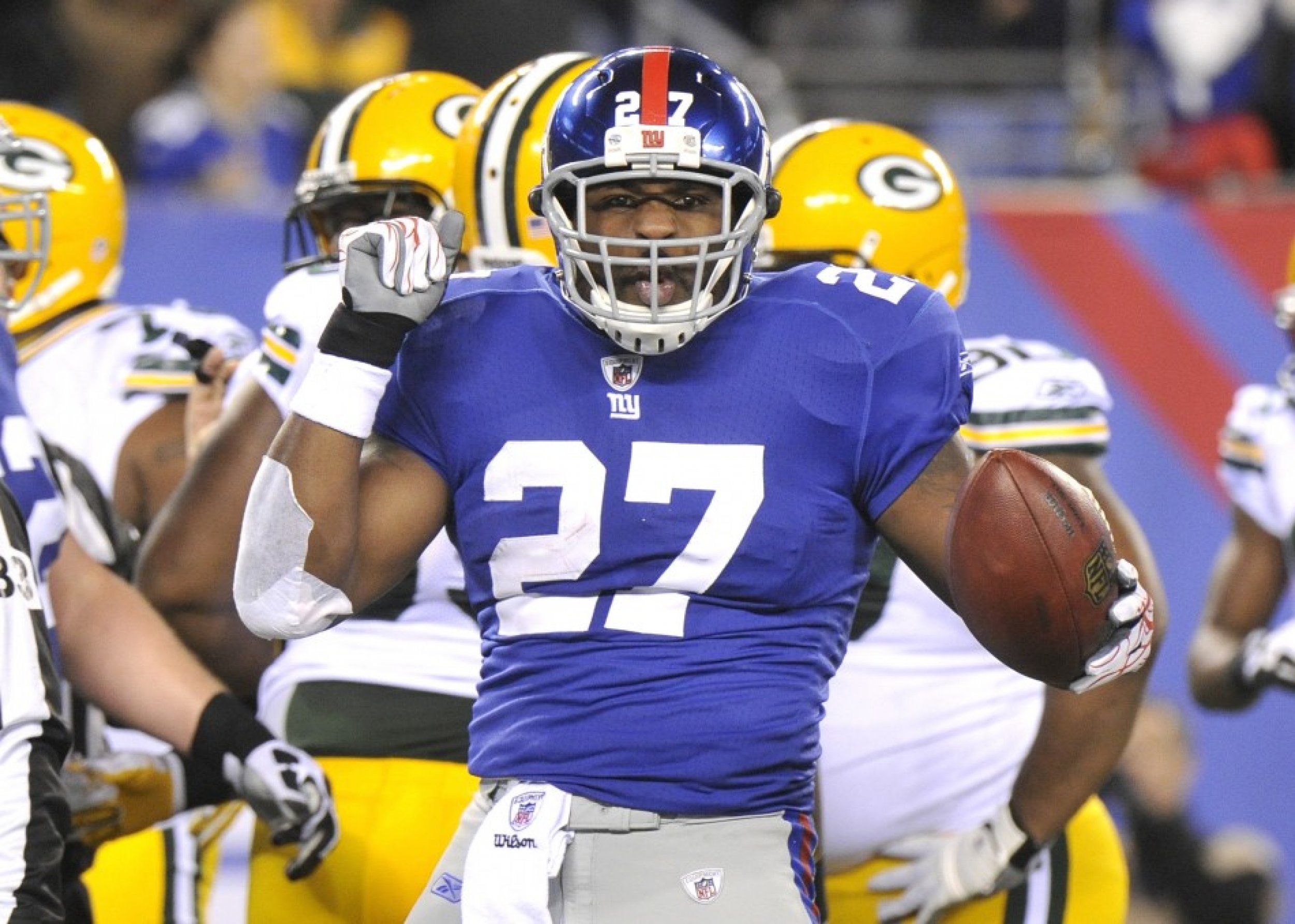 Former Giants RB Brandon Jacobs Signs Contract With 49ers