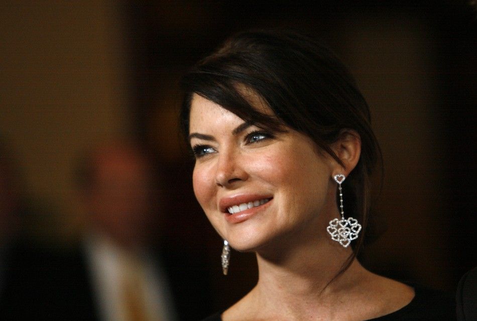 Actress Lara Flynn Boyle smiles at the 13th annual Race to Erase MS in Century City, California April 13, 2007.