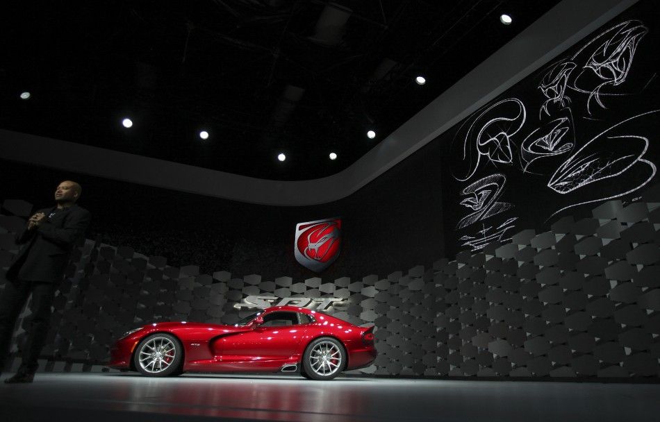The new SRT 2013 Viper seen from the side at the New York International Auto Show 2012.