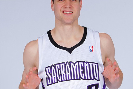 Jimmer Fredette has struggled to establish himself for Sacramento, but there are encouraging signs.