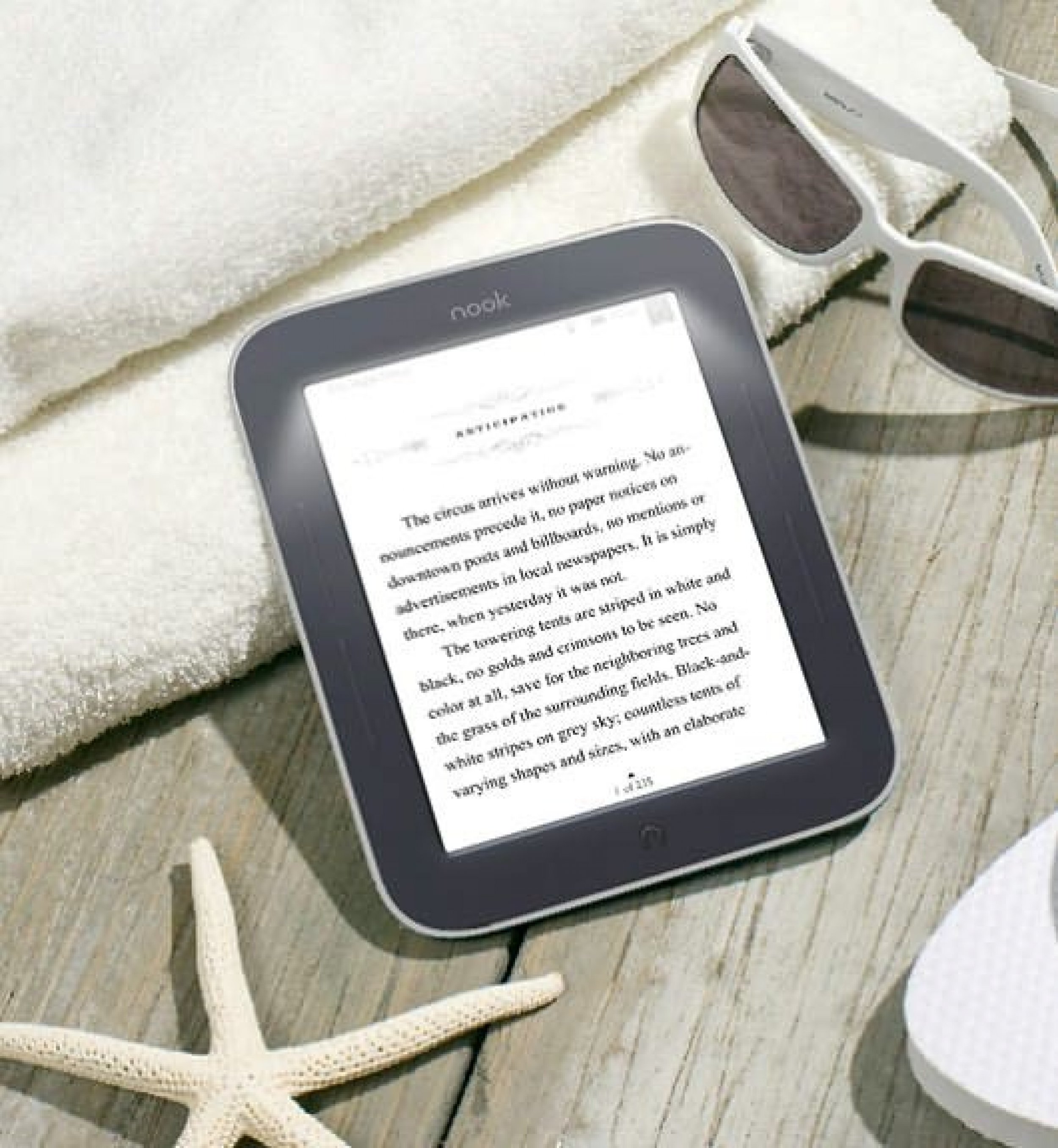 Barnes  Noble New NOOK Now Lets You Read in the Dark