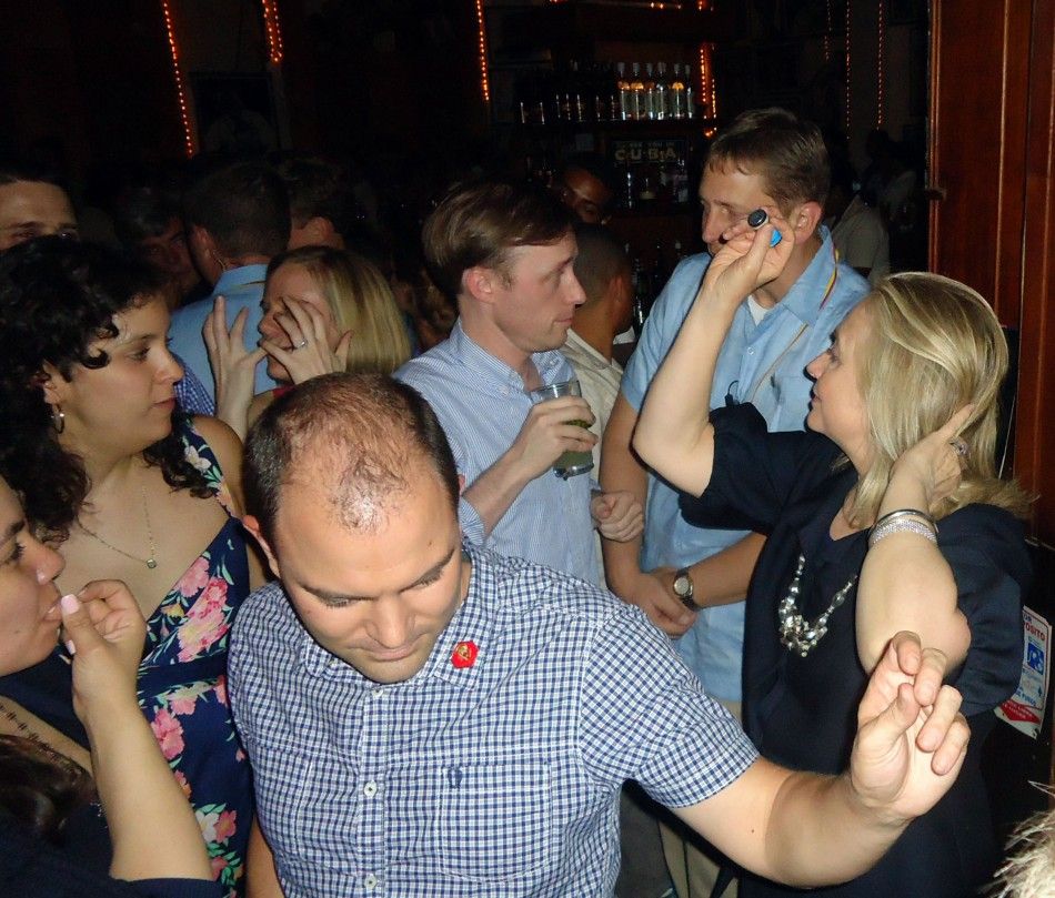 Secretary of Cool Pictures Show Hillary Clinton Dancing, Drinking Beer in Colombia PHOTOS
