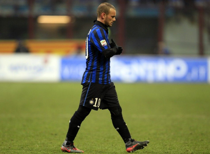 Manchester United could renew their interest in Wesley Sneijder, while the club has also been linked with moves for Iker Muniain, Javi Martinez and Jordi Alba.