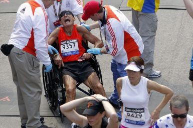 Boston Marathon 2012: Hundreds Hospitalized From Heat [PHOTOS]