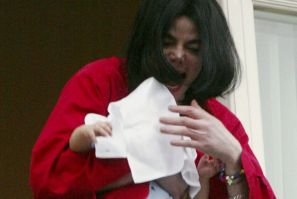 Michael Jackson and Blanket