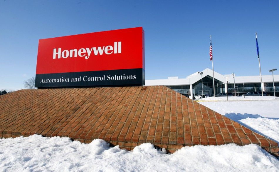 Honeywell Gets $2.8B Airplane Wi-Fi Deal With Inmarsat | IBTimes