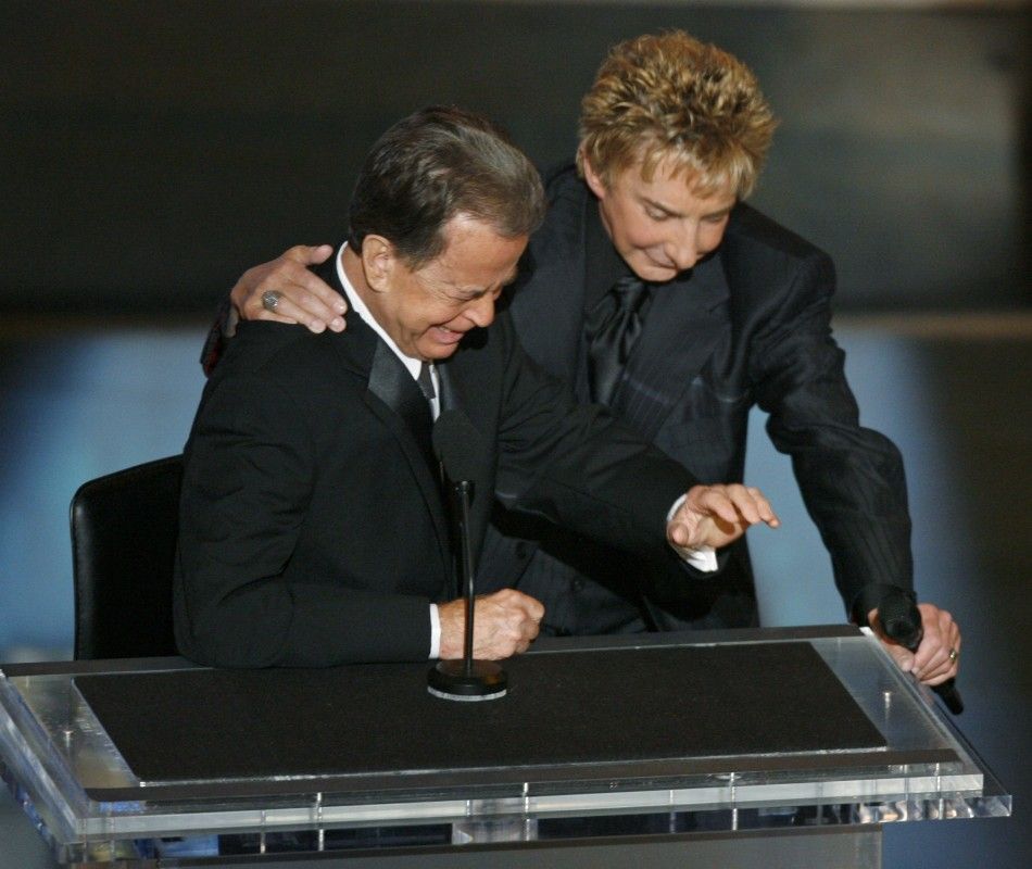 Dick Clark, with Barry Manilow, Overcome With Emotion At Honor
