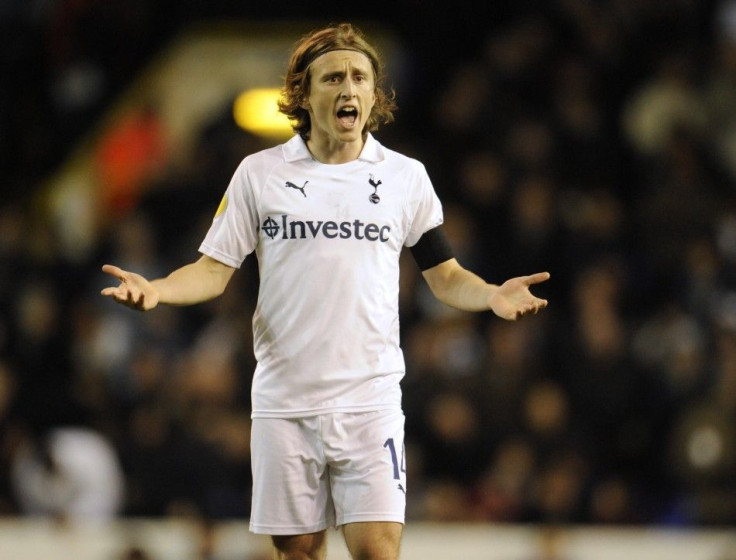 Manchester United are reigniting their interest in Luka Modric, while Oscar De Marcos and Davide Petrucci have also been discussed on Thursday.