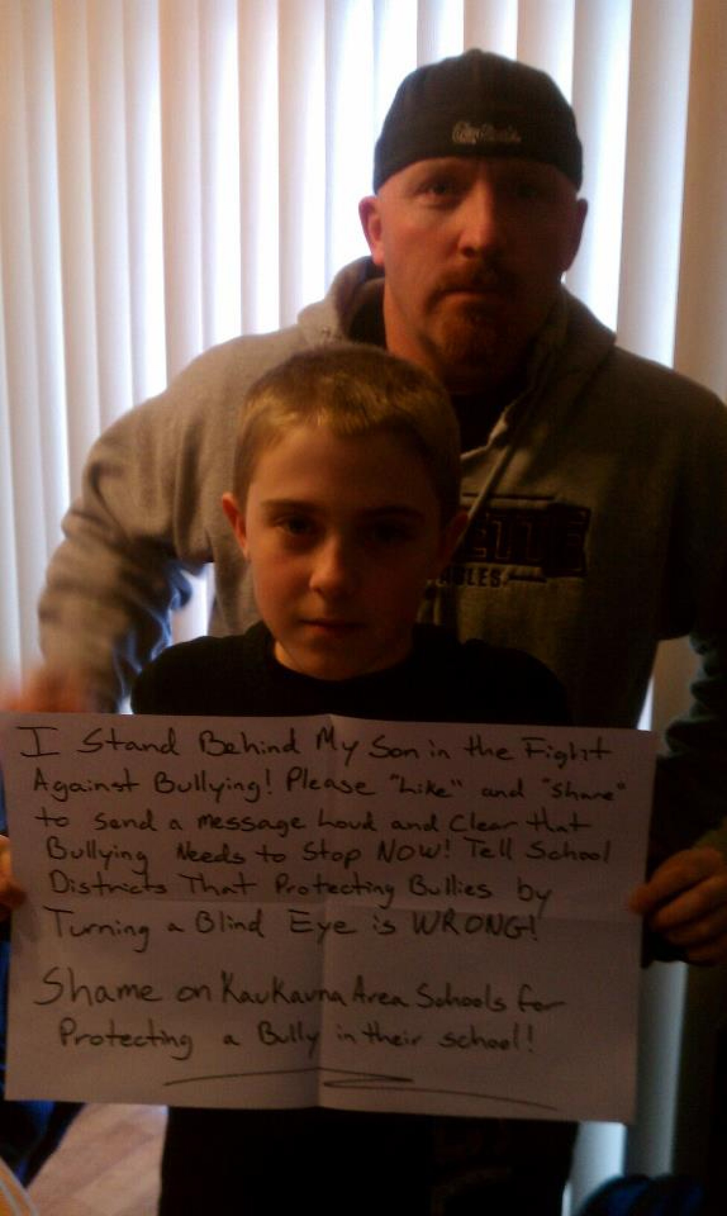 Matthew Bent Wisconsin Dad Stands Behind Son Shiloh In Anti Bully Facebook Message Goes