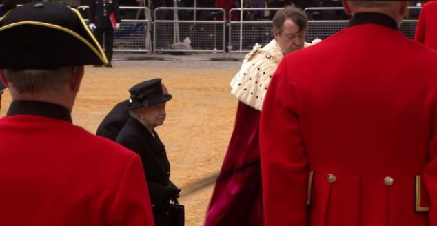 Queen Dodges Sword