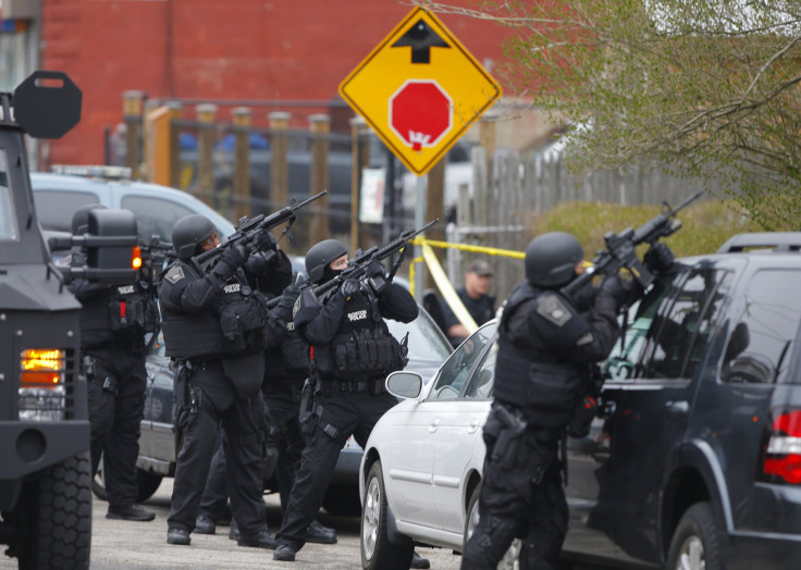 Boston Police SWAT aim 19April2013