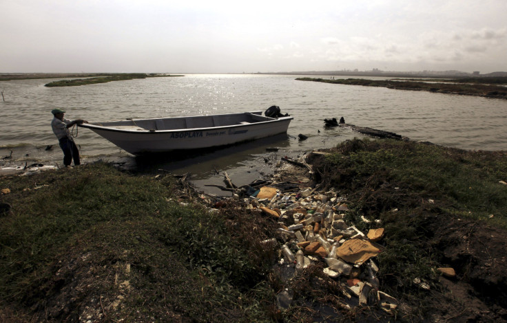 4 fishermen missing in Texas