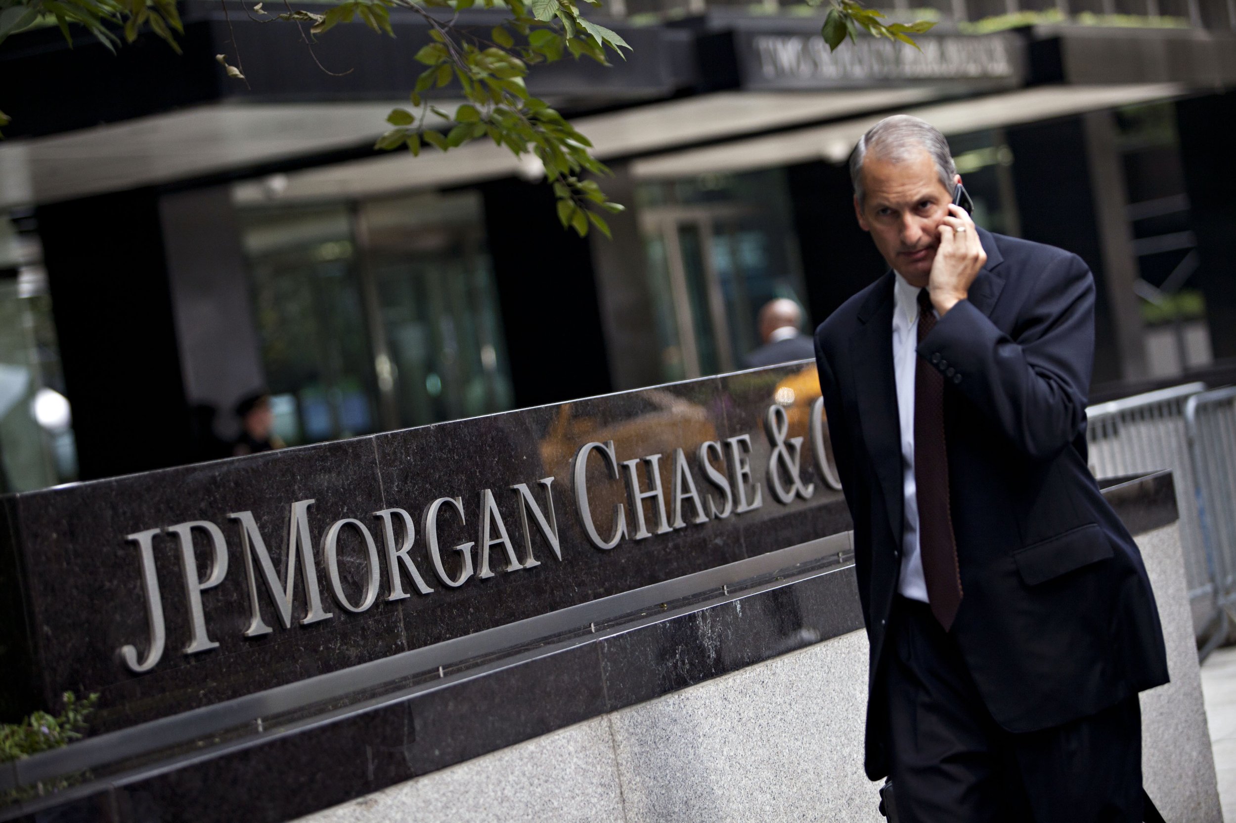 JPMorgan Chase (JPM) Is Close To Agreeing To Pay Roughly $1 Billion In ...