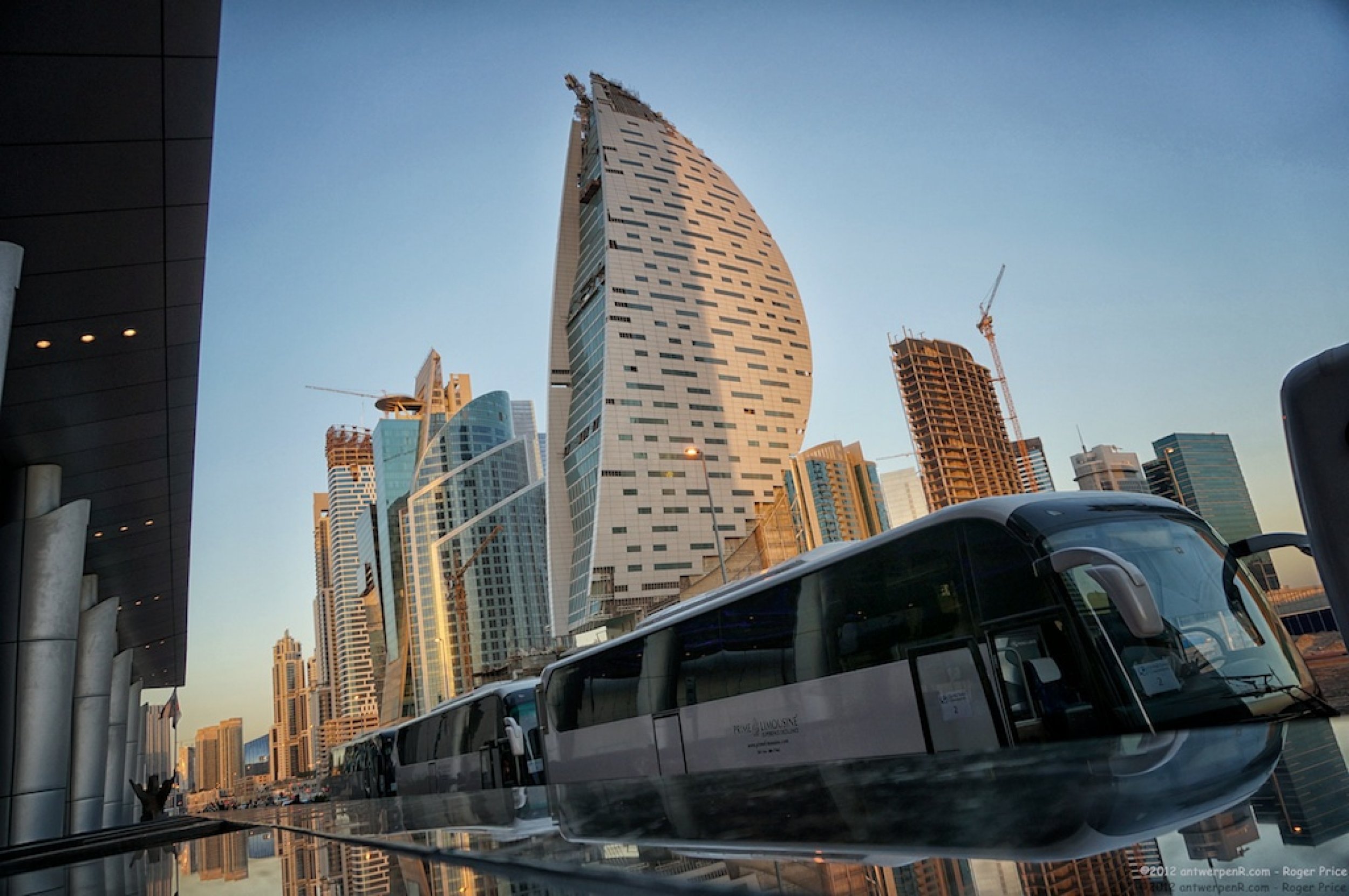 Expats Face Challenges Finding Work In United Arab Emirates, Despite ...