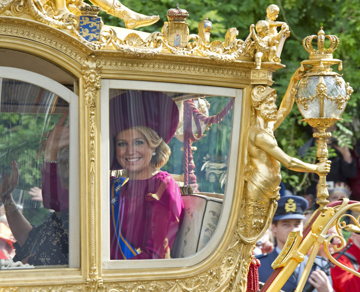 Queen Maxima in a carriage