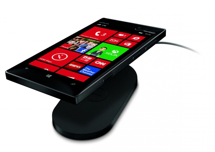 Nokia Lumia 928 With Charger