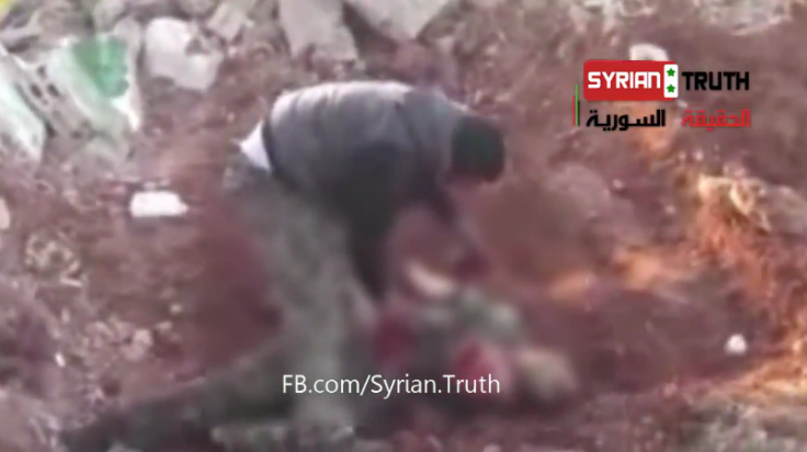 Syrian Rebel Eating Soldier's Heart